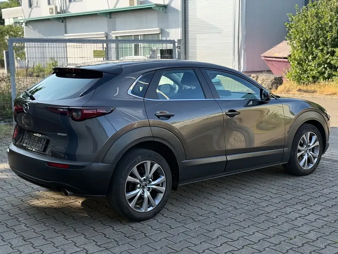 Mazda CX-30 - Thumbnail 4
