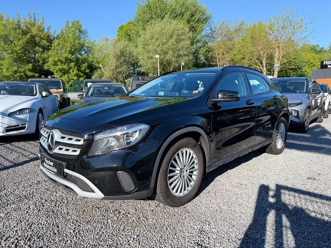 Mercedes-Benz GLA 200 - Afbeelding 1