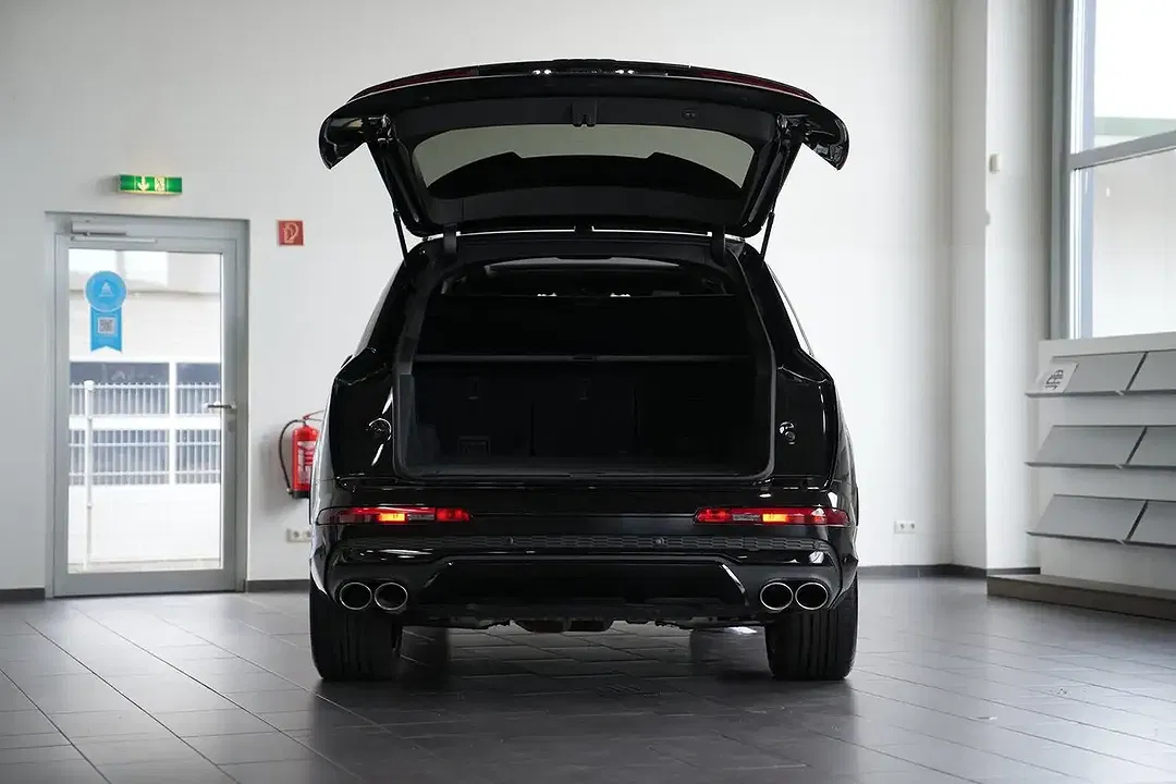 Audi SQ7 - Thumbnail 9