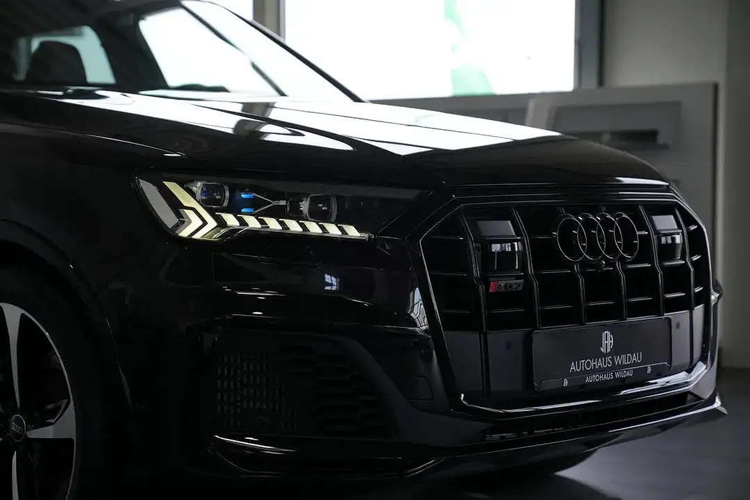 Audi SQ7 - Thumbnail 6