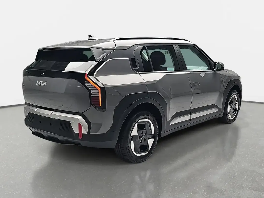 Kia EV3 - Thumbnail 3