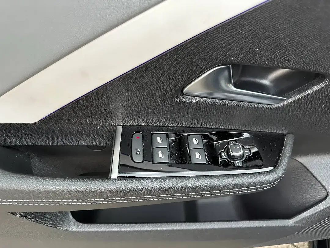 Opel Astra - Thumbnail 7