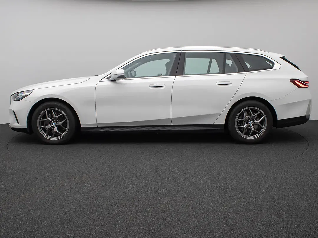 BMW 520 - Thumbnail 10