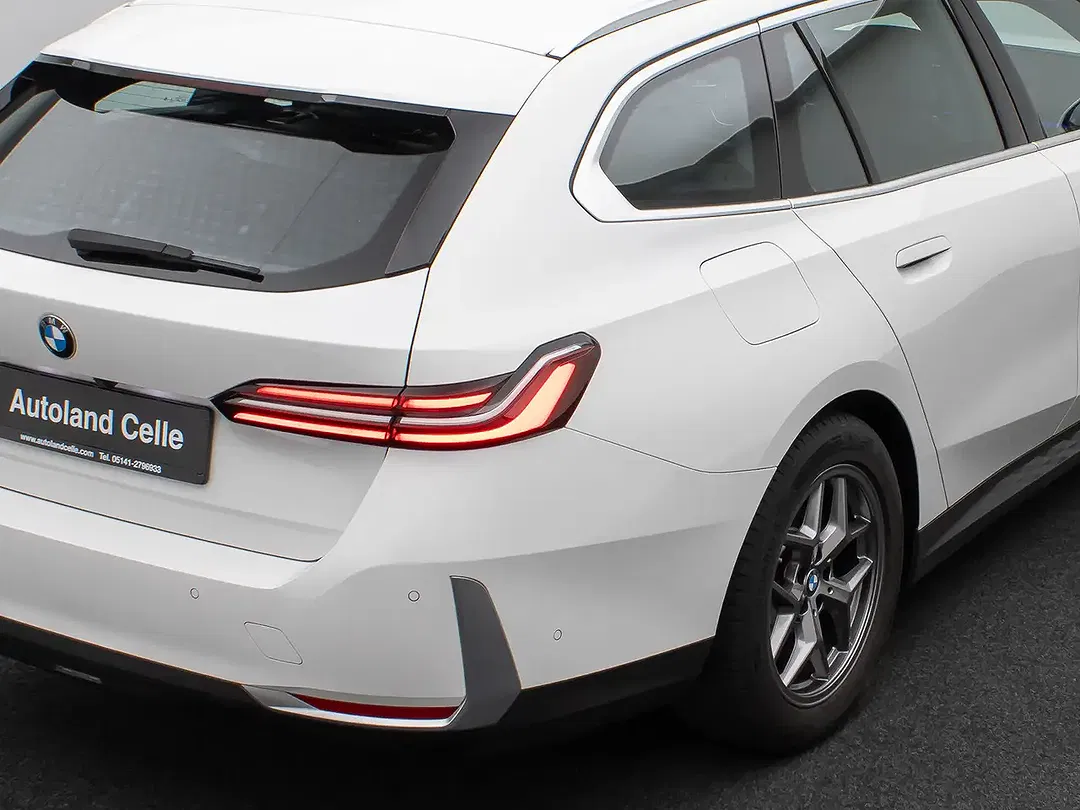 BMW 520 - Thumbnail 14