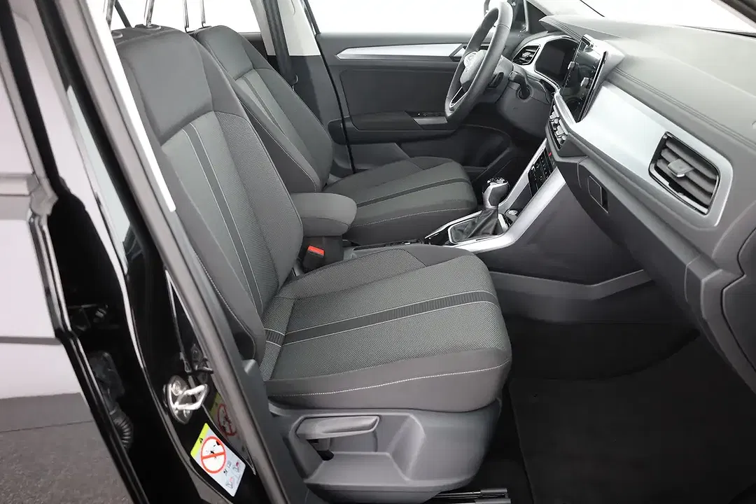 Volkswagen T-Roc - Thumbnail 22