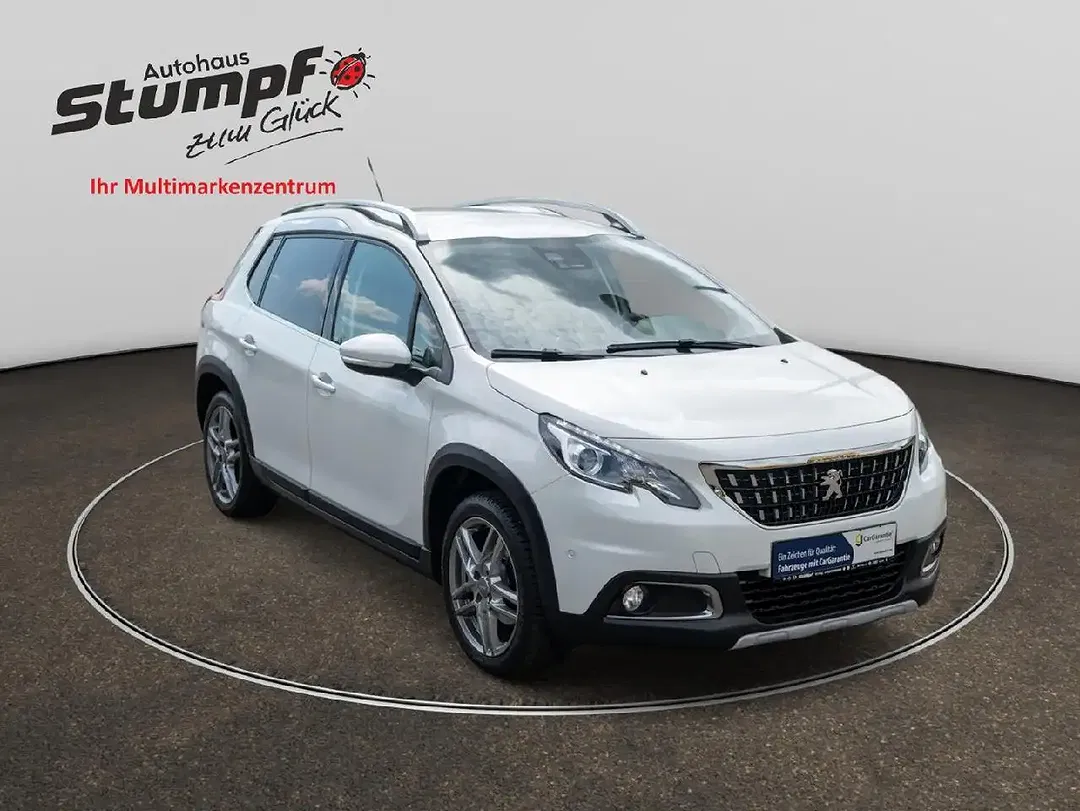 Peugeot 2008 - Thumbnail 3