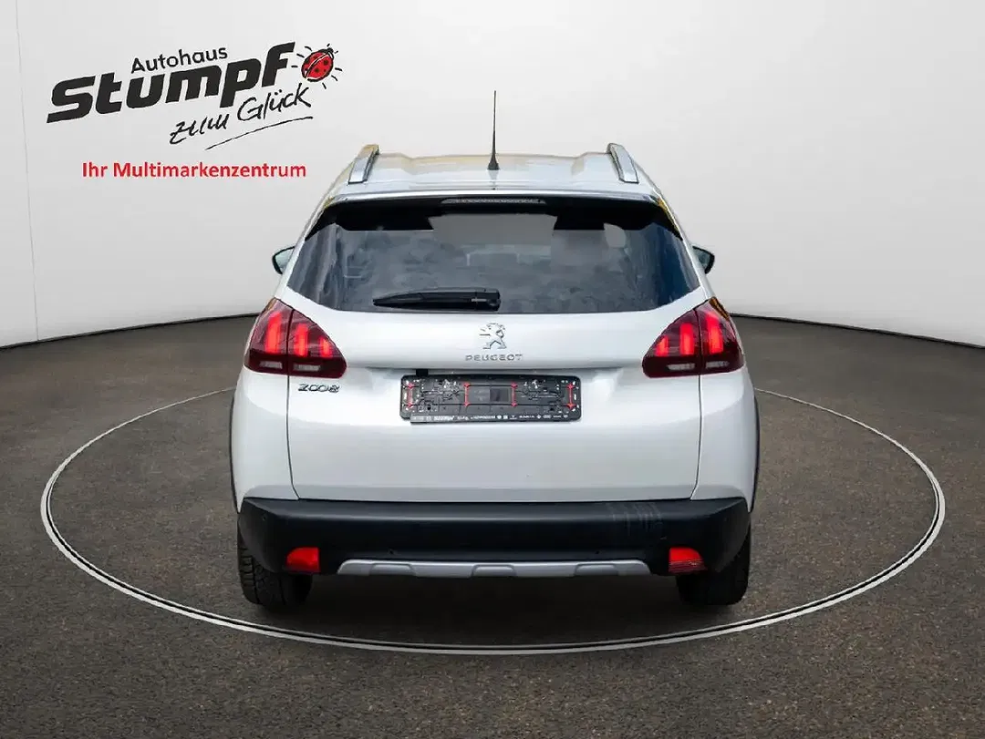 Peugeot 2008 - Thumbnail 5