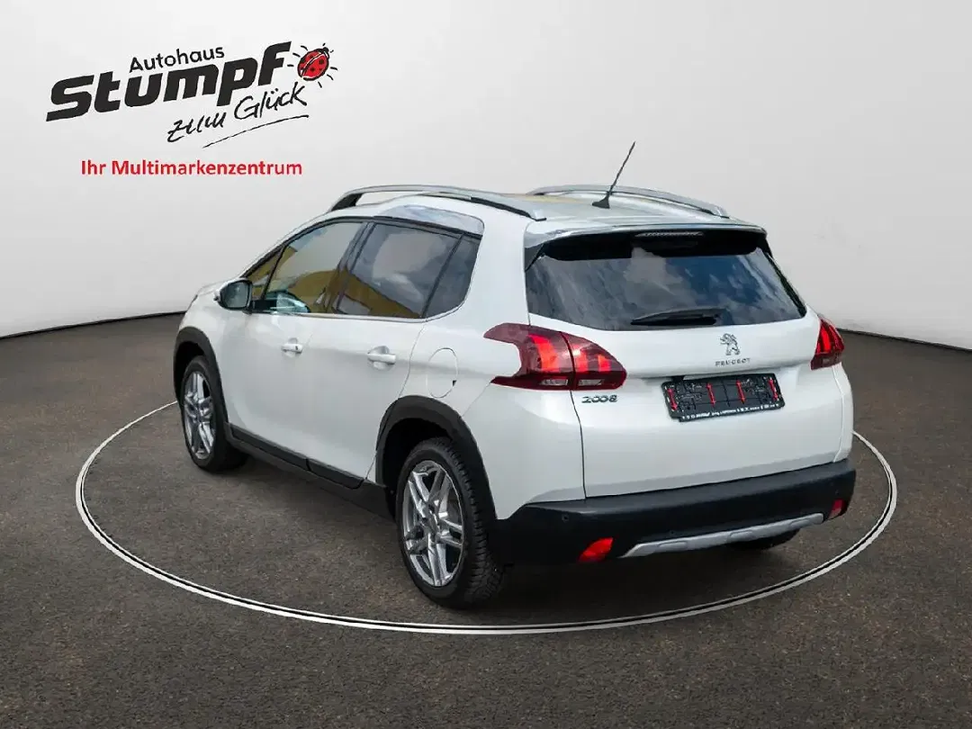 Peugeot 2008 - Thumbnail 6