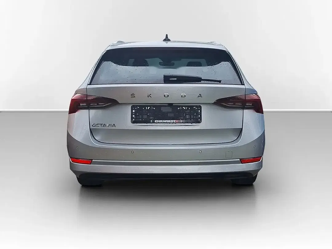 Skoda Octavia - Thumbnail 5