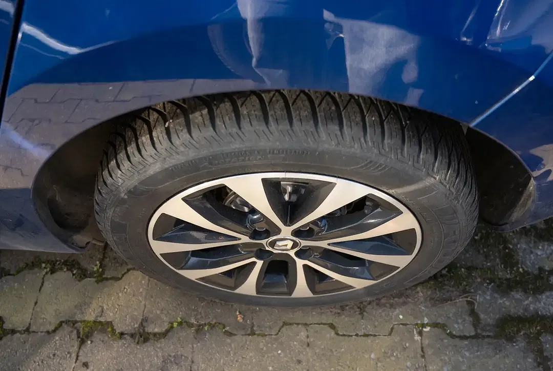 Renault Clio - Thumbnail 15