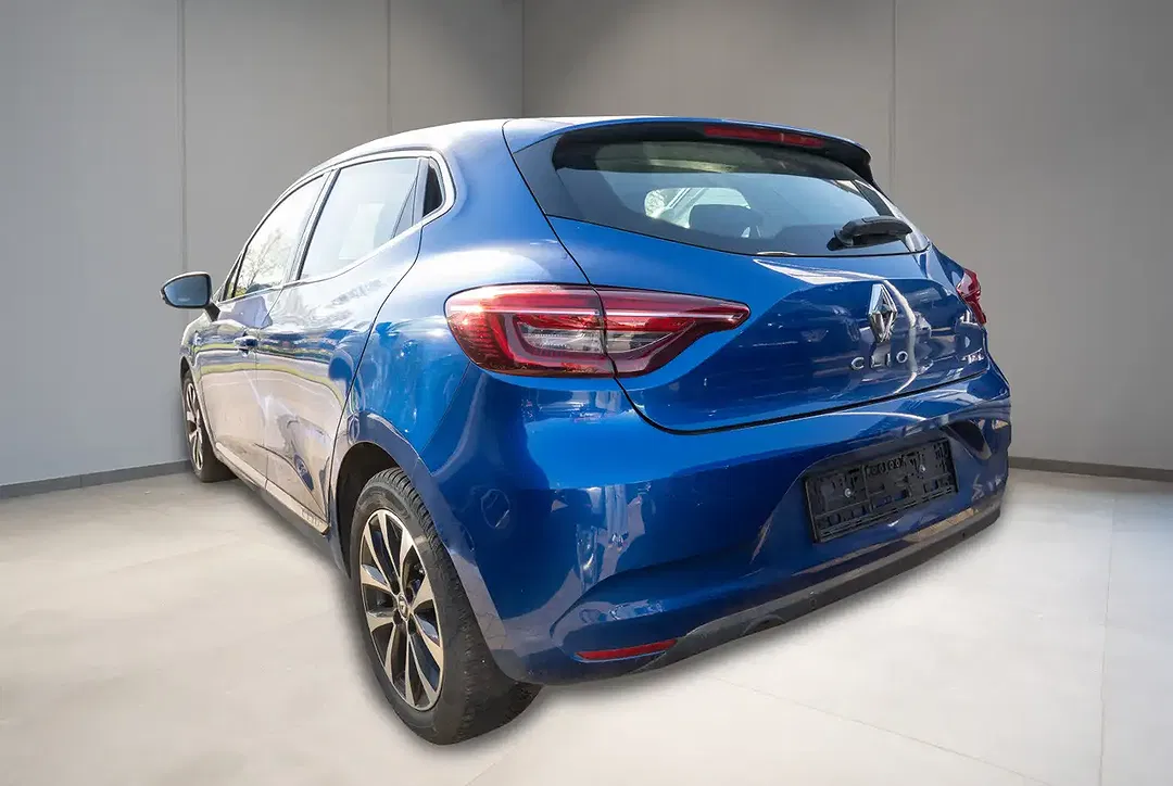 Renault Clio - Thumbnail 3