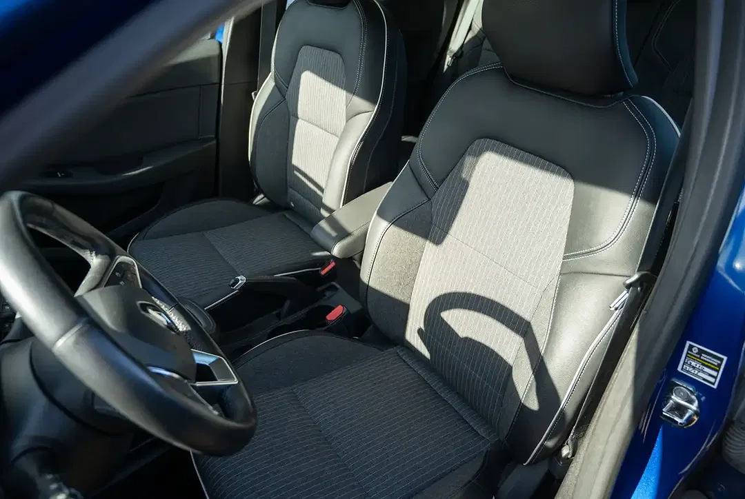 Renault Clio - Thumbnail 5