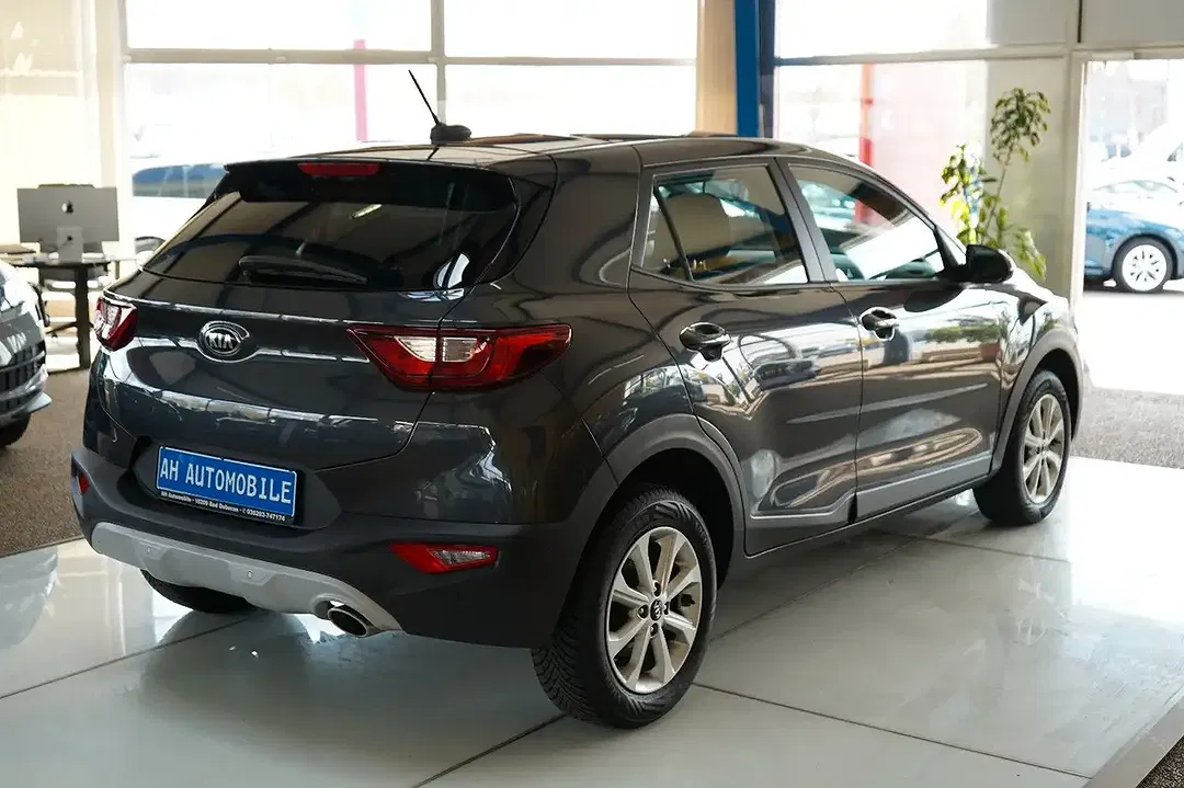 Kia Stonic - Thumbnail 6