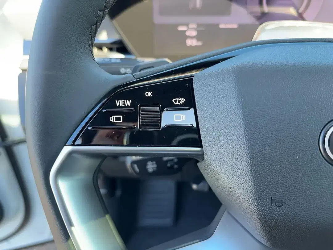 Audi Q6 e-tron - Thumbnail 12