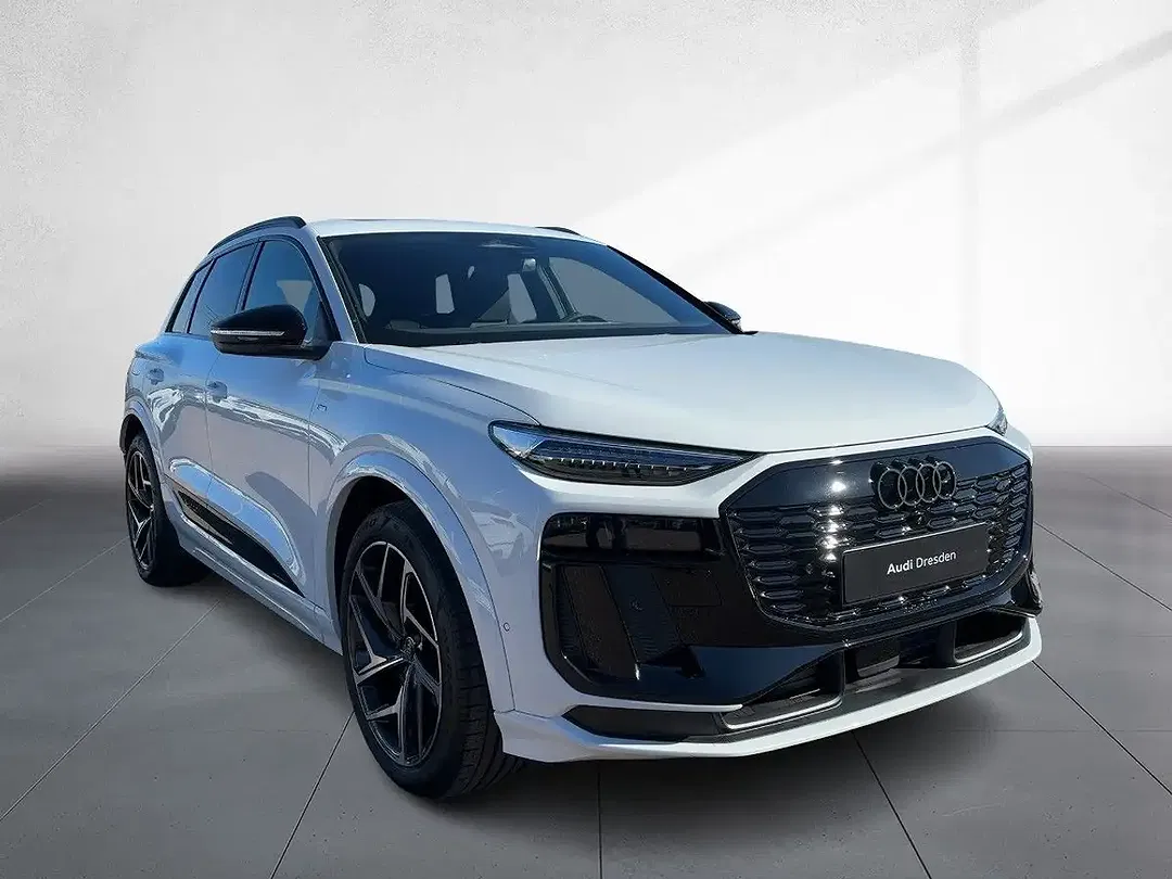 Audi Q6 e-tron - Thumbnail 4