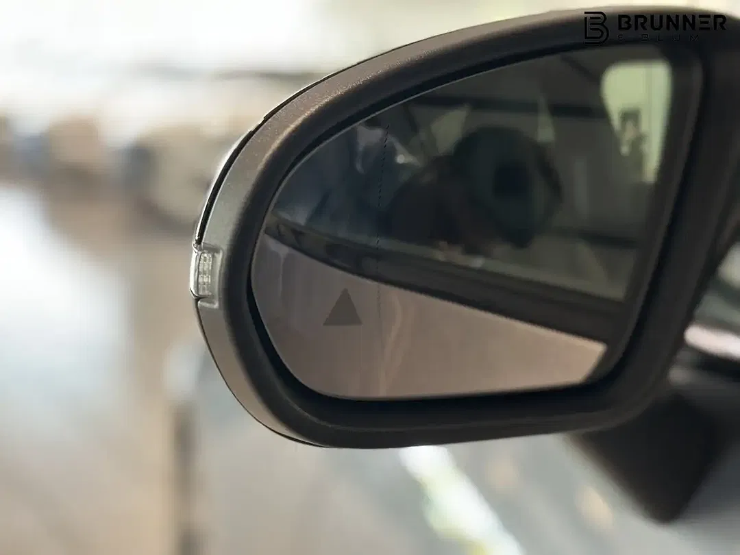 Mercedes-Benz CLA 200 - Thumbnail 10