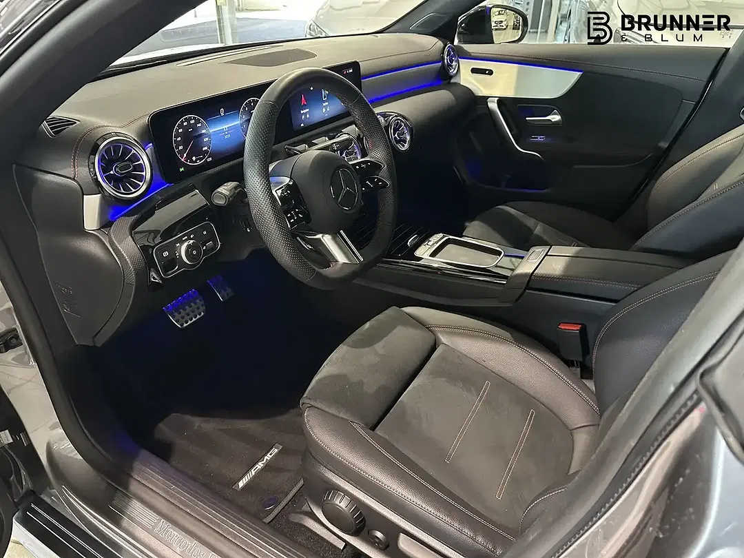 Mercedes-Benz CLA 200 - Thumbnail 12