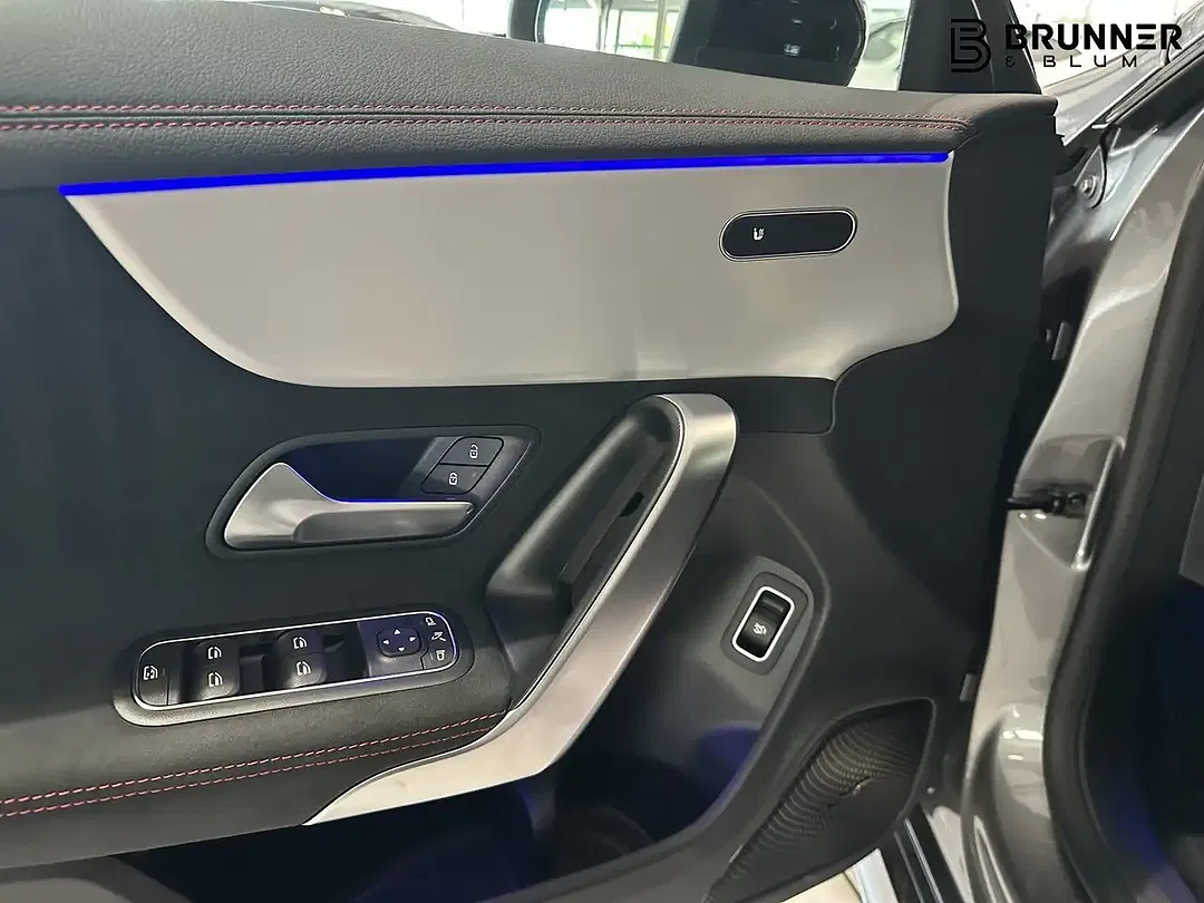 Mercedes-Benz CLA 200 - Thumbnail 15