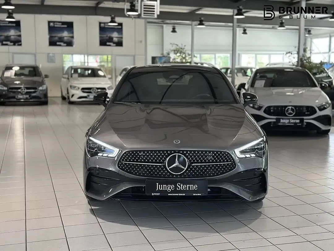 Mercedes-Benz CLA 200 - Thumbnail 2