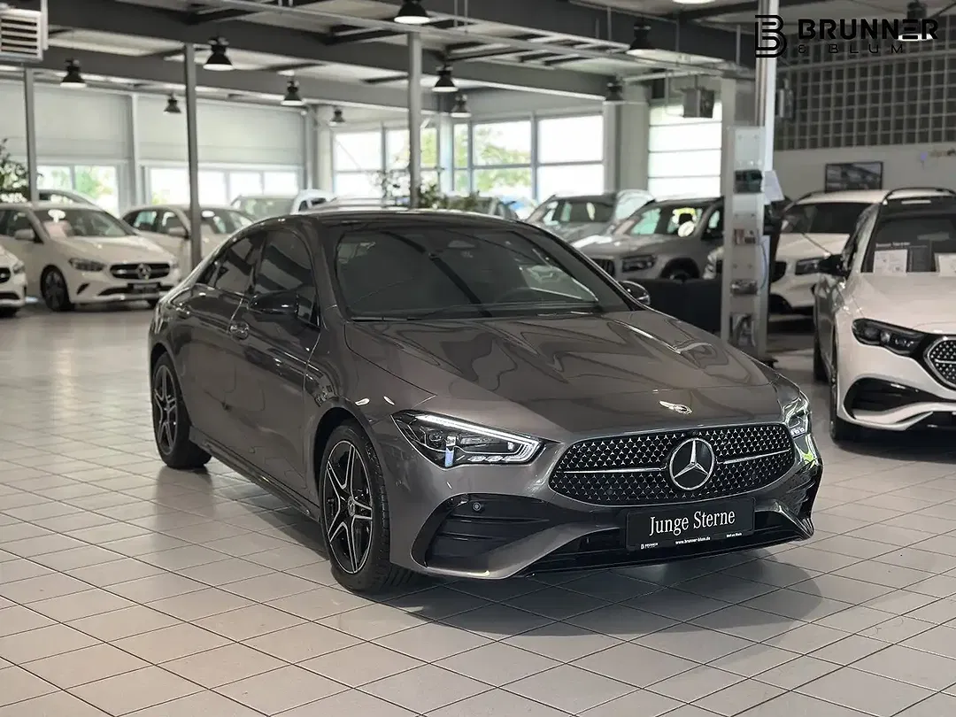 Mercedes-Benz CLA 200 - Thumbnail 3