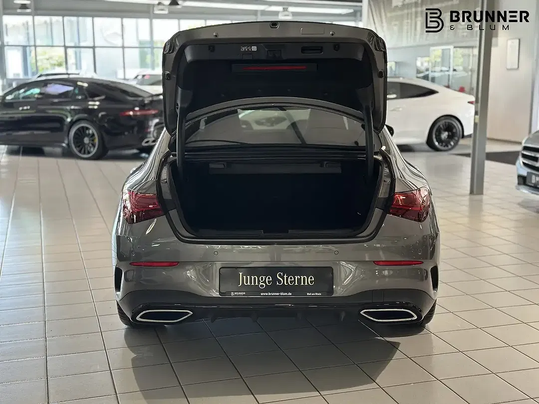 Mercedes-Benz CLA 200 - Thumbnail 6