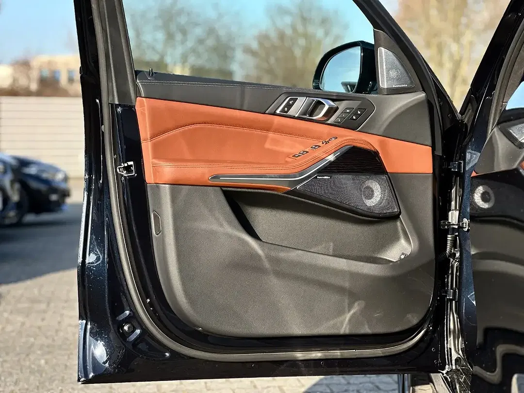 BMW X5 - Thumbnail 8