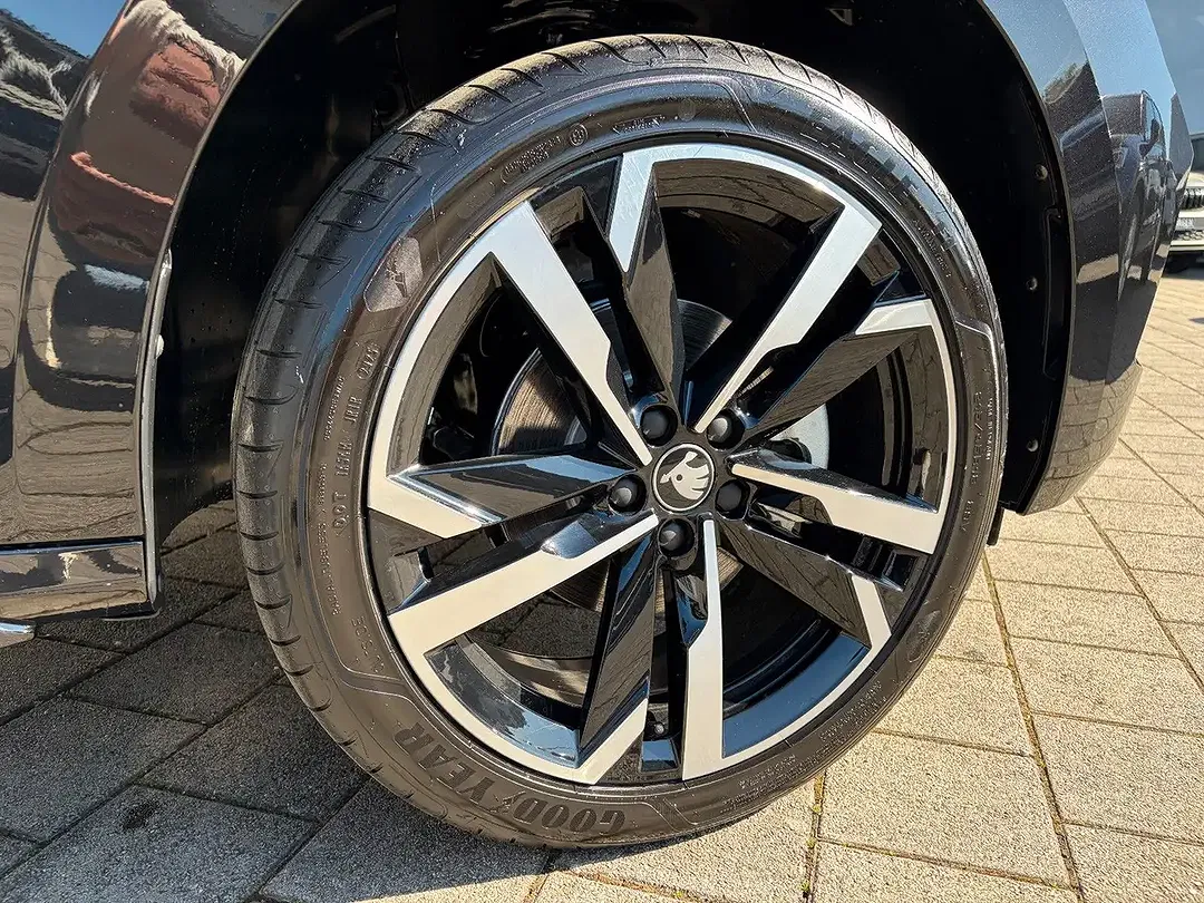 Skoda Kamiq - Thumbnail 4