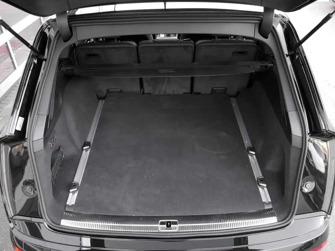 Audi Q7 - Thumbnail 15