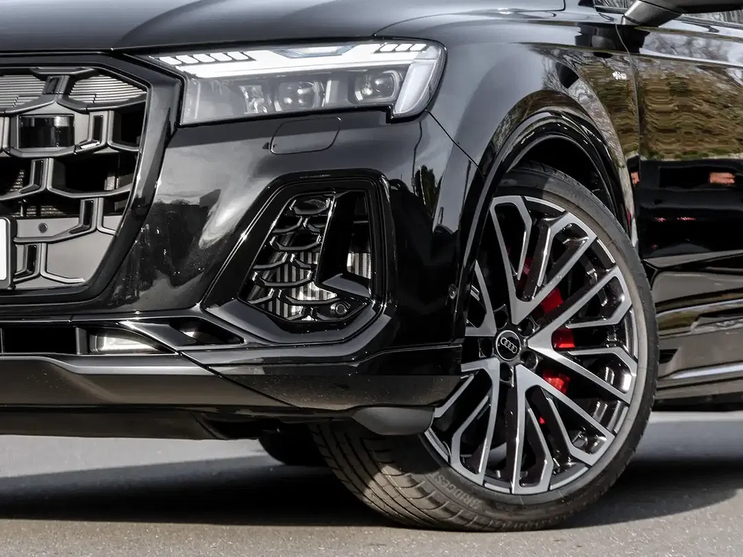 Audi Q7 - Thumbnail 5