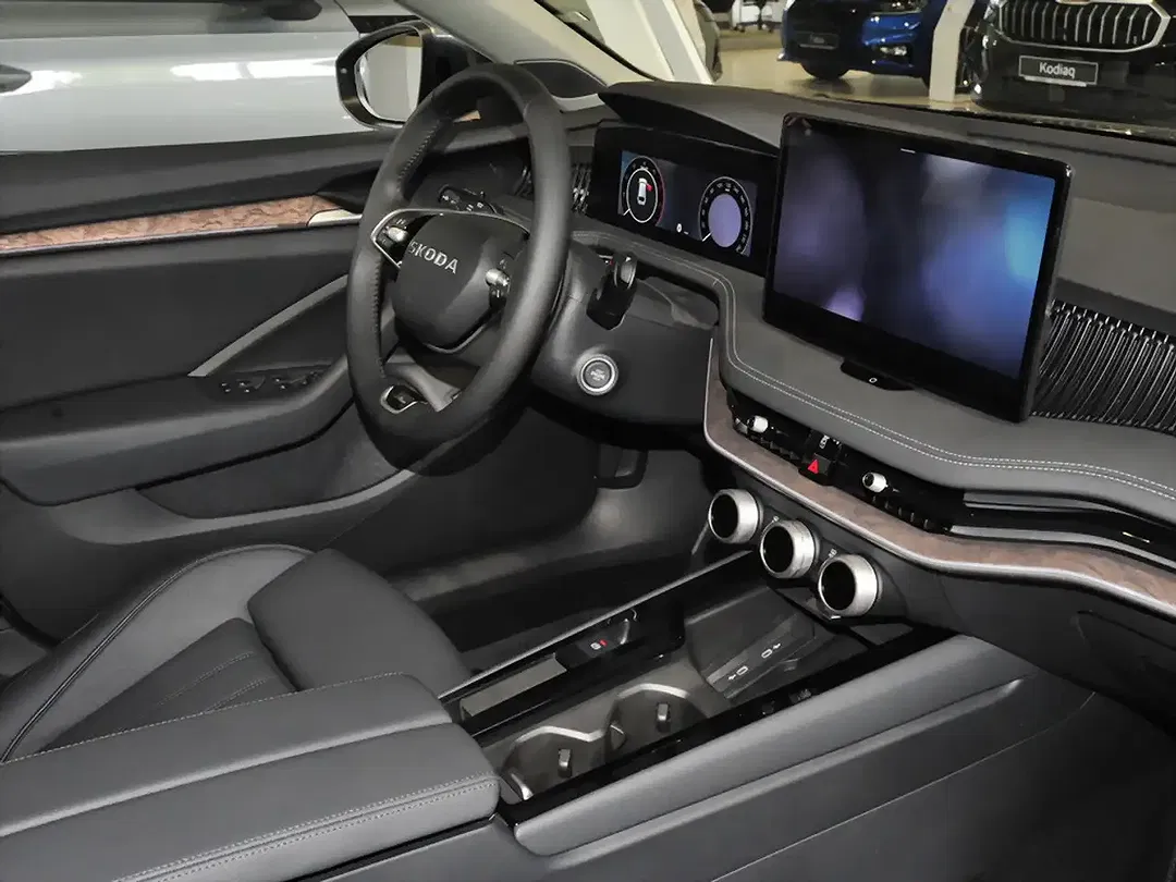 Skoda Superb - Thumbnail 6