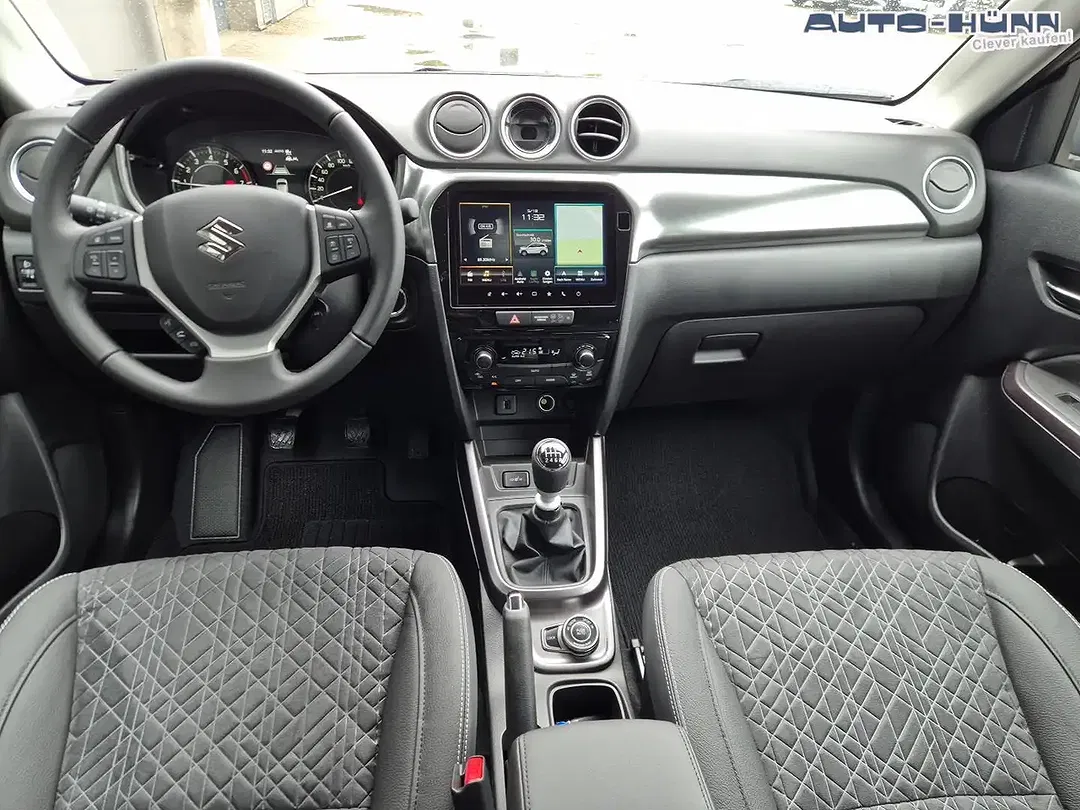 Suzuki Vitara - Thumbnail 10