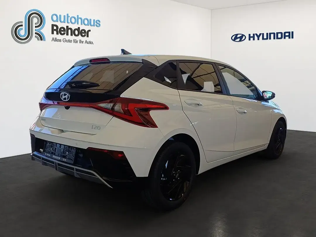 Hyundai i20 - Thumbnail 3