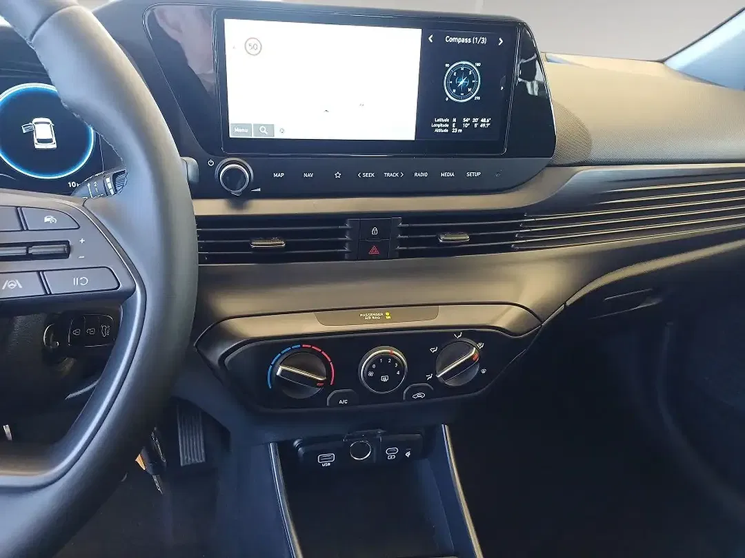 Hyundai i20 - Thumbnail 9