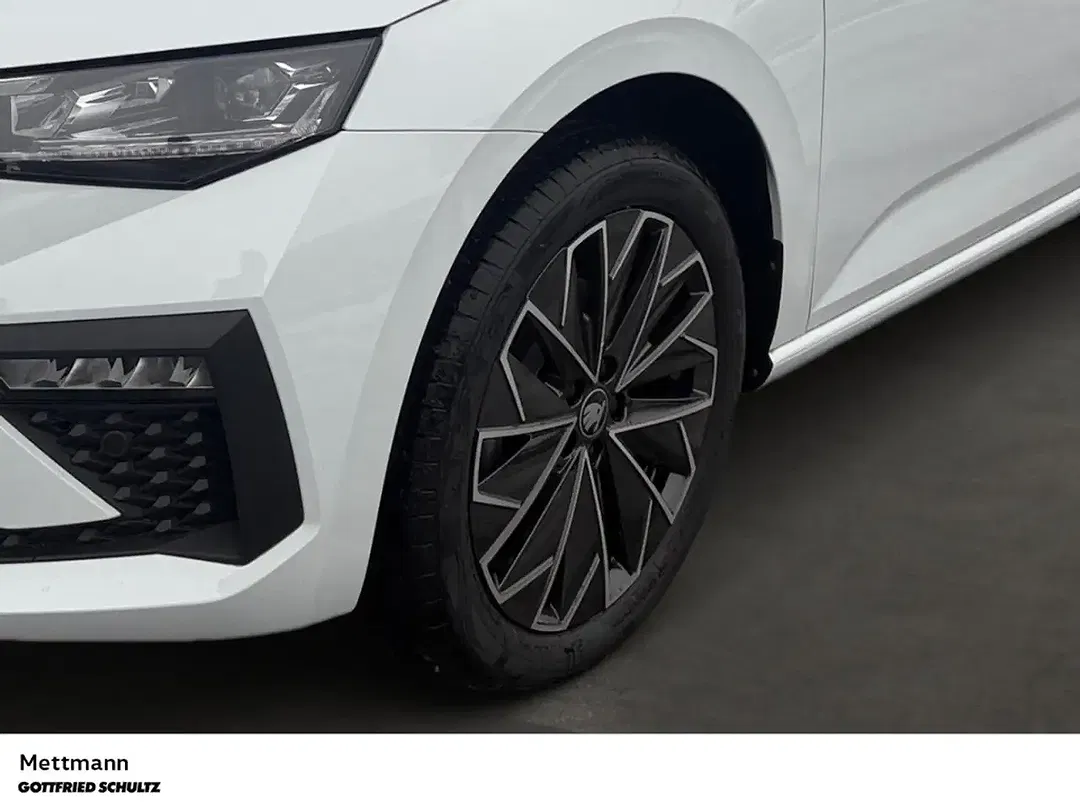 Skoda Scala - Thumbnail 9