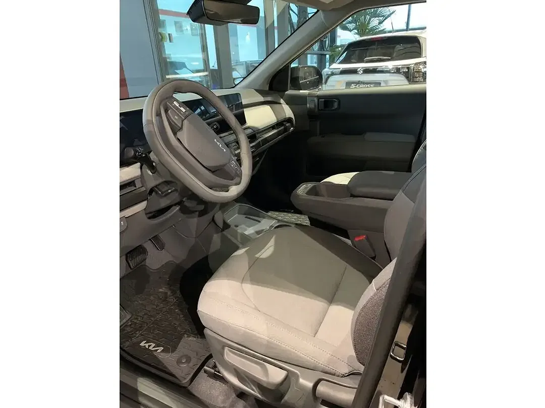 Kia EV3 - Thumbnail 10
