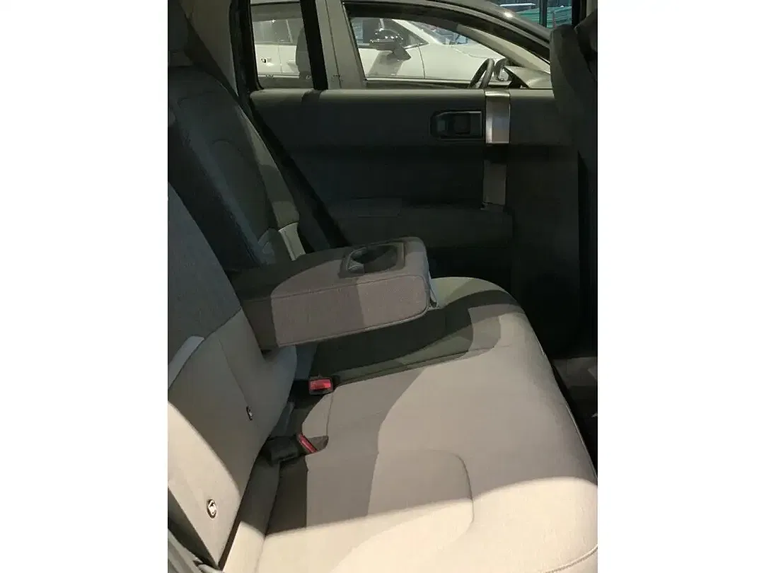 Kia EV3 - Thumbnail 7