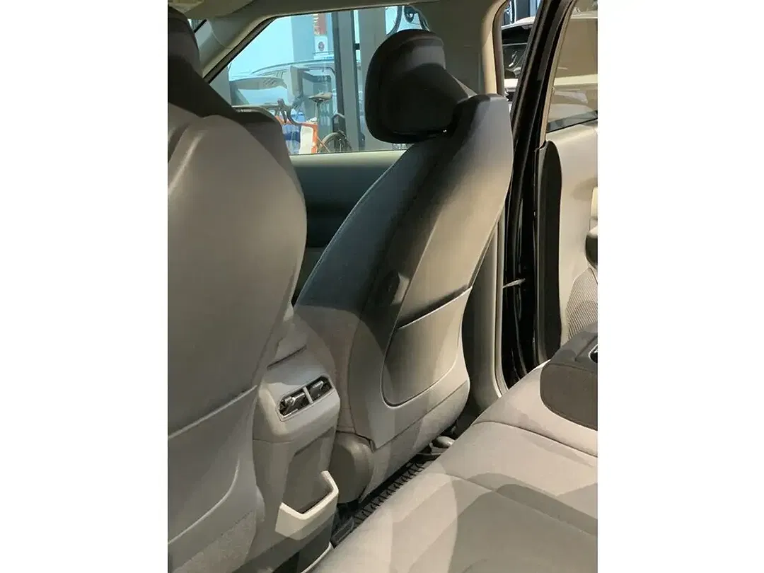 Kia EV3 - Thumbnail 9