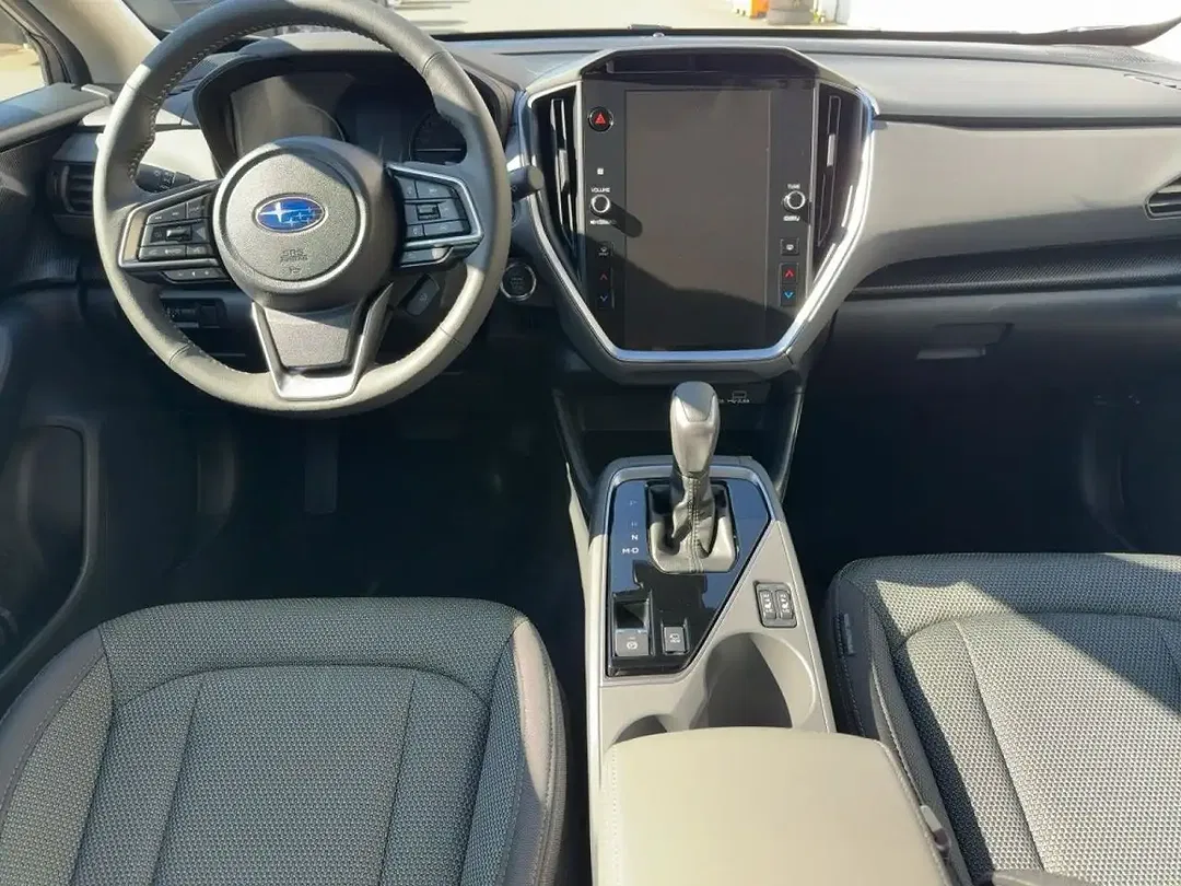Subaru Crosstrek - Thumbnail 9