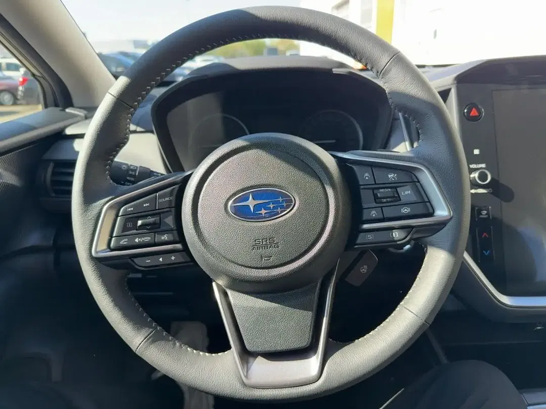 Subaru Crosstrek - Thumbnail 10