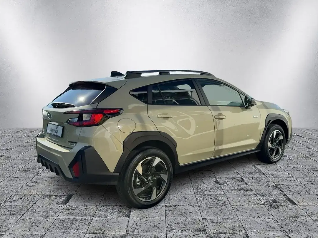 Subaru Crosstrek - Thumbnail 3