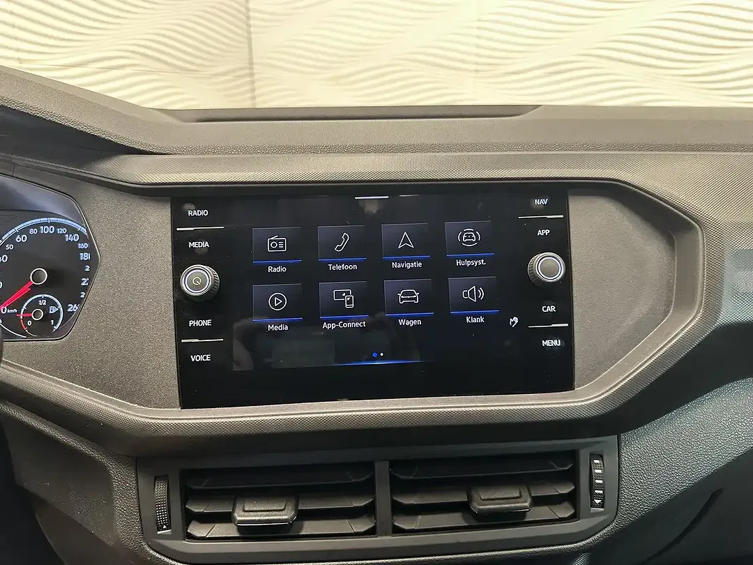 Volkswagen T-Cross - Thumbnail 25