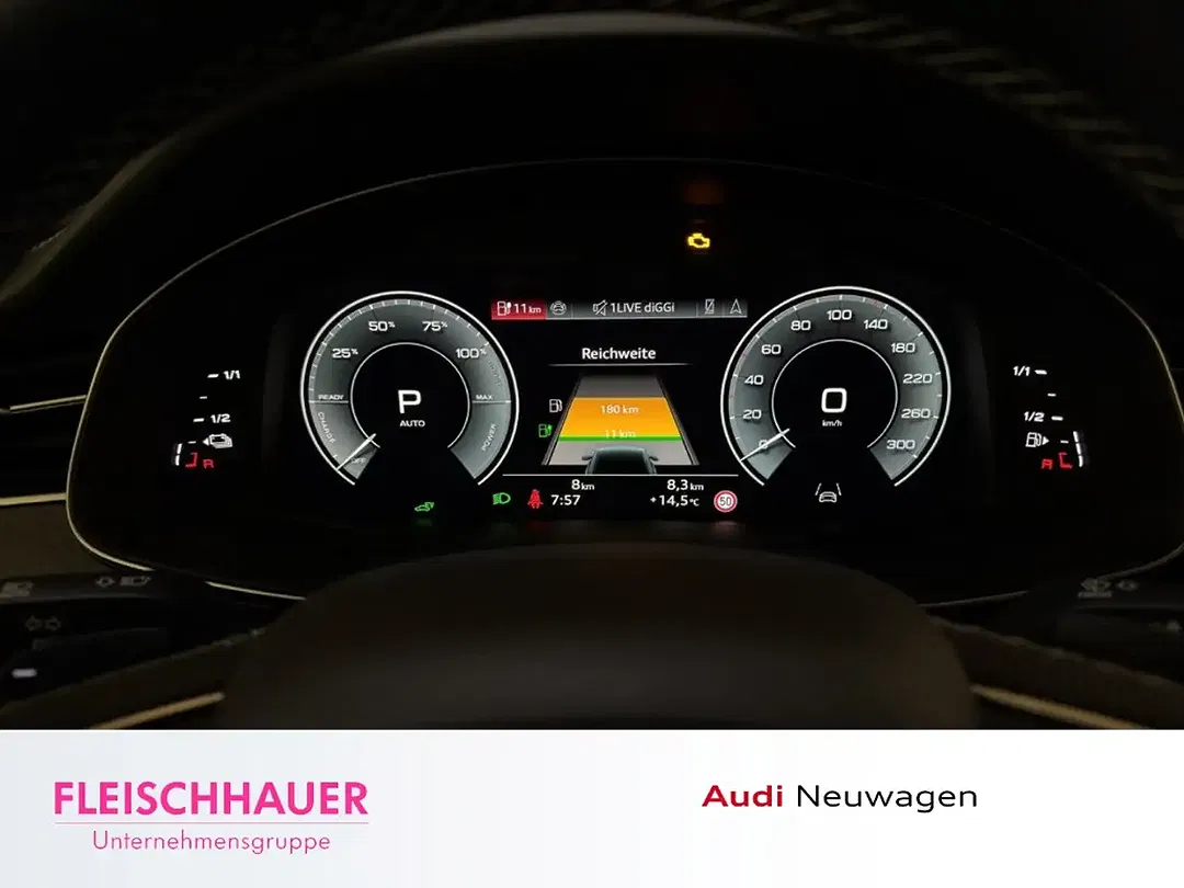 Audi Q8 - Thumbnail 11