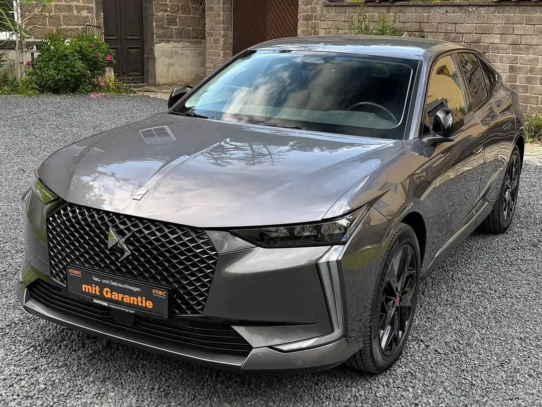 DS Automobiles DS 4