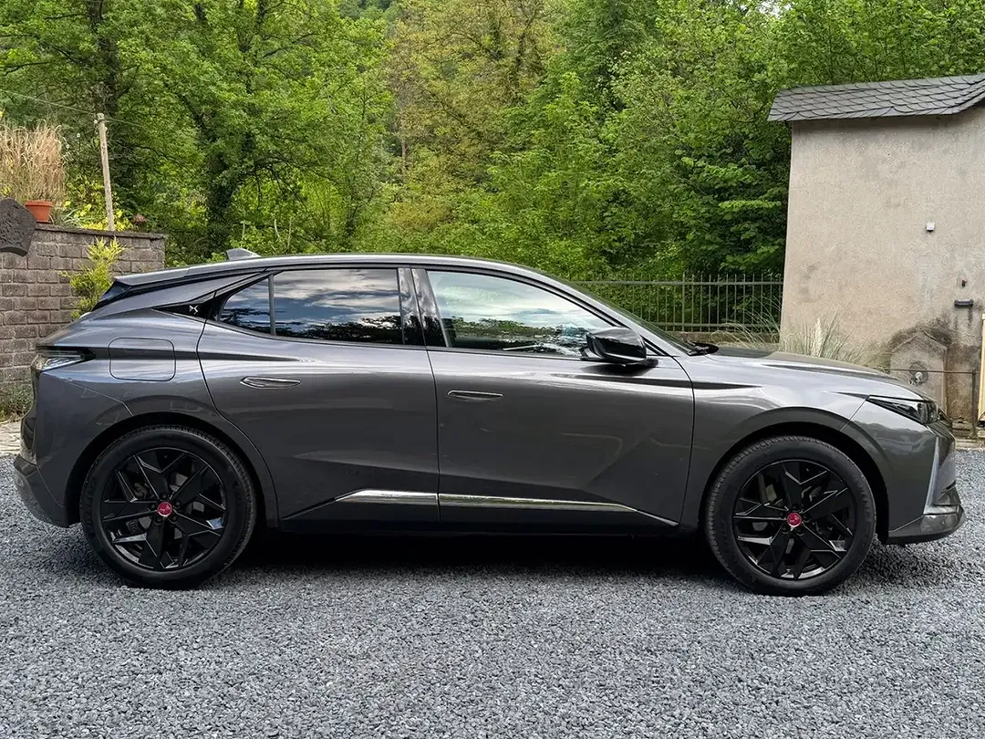 DS Automobiles DS 4 - Thumbnail 8