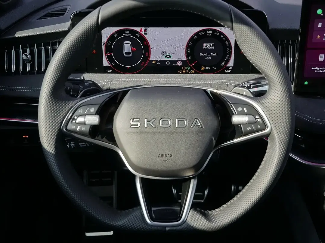 Skoda Superb - Thumbnail 8