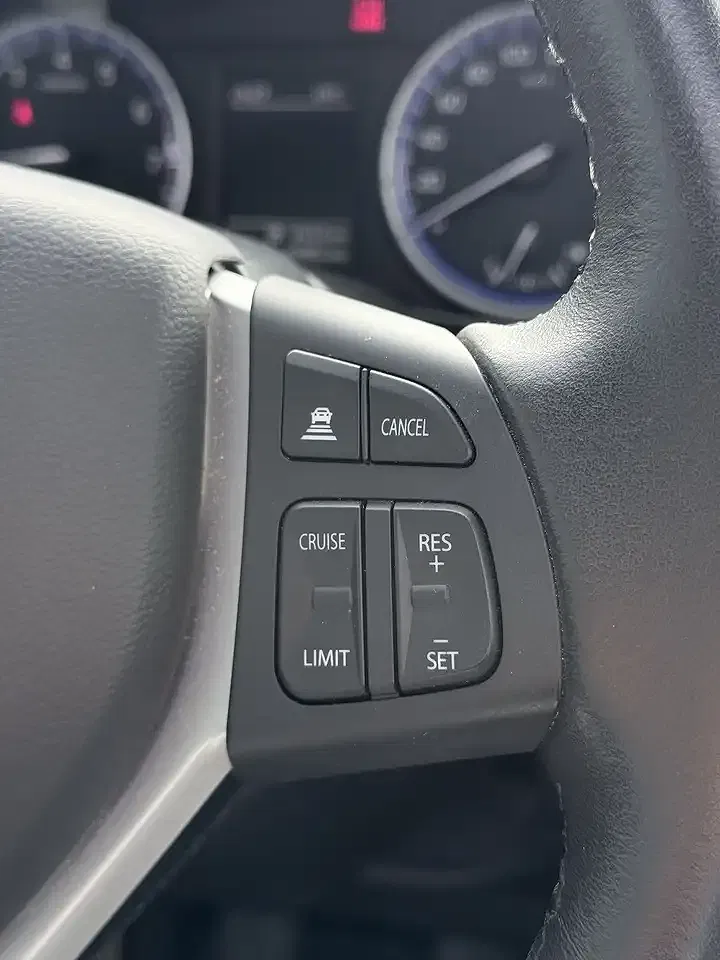 Suzuki SX4 S-Cross - Thumbnail 10