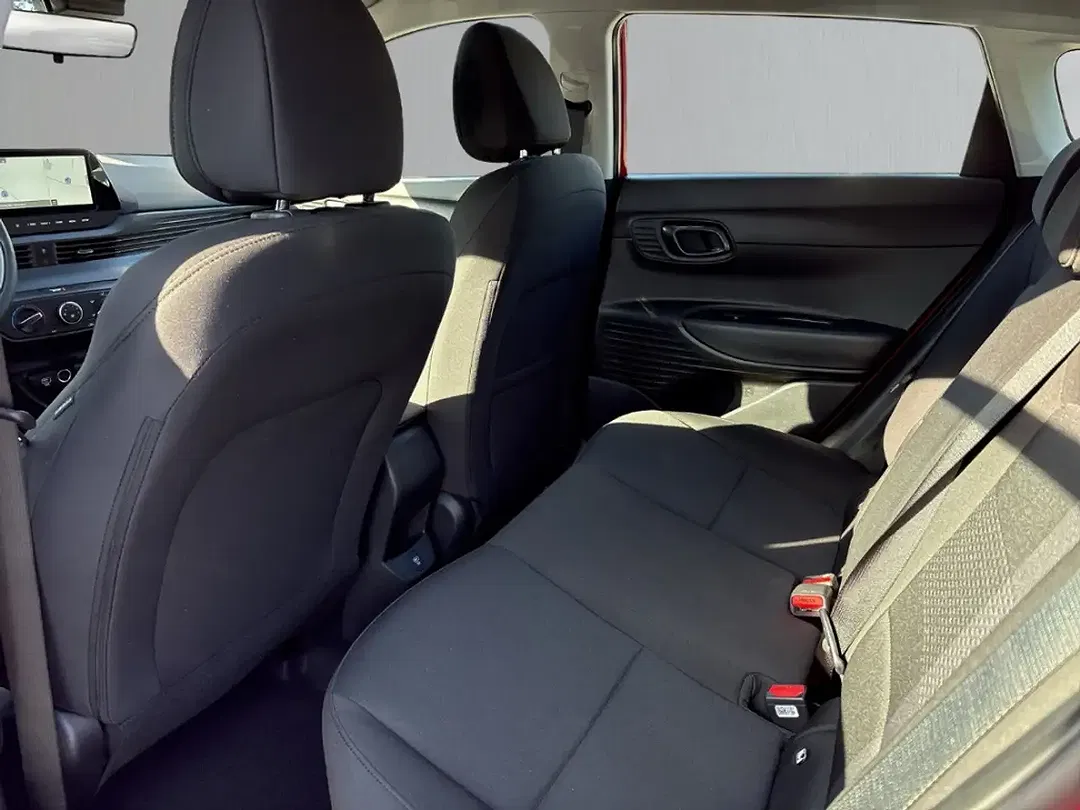 Hyundai i20 - Thumbnail 8