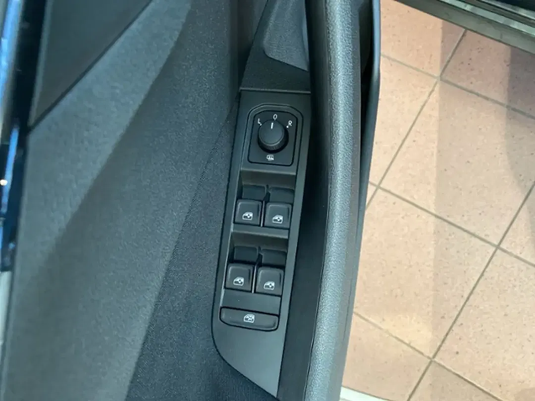 Skoda Kamiq - Thumbnail 18