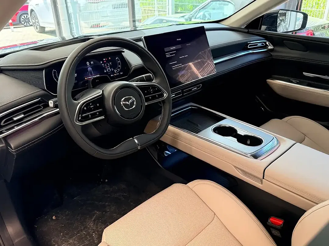 Mazda 6e - Thumbnail 11