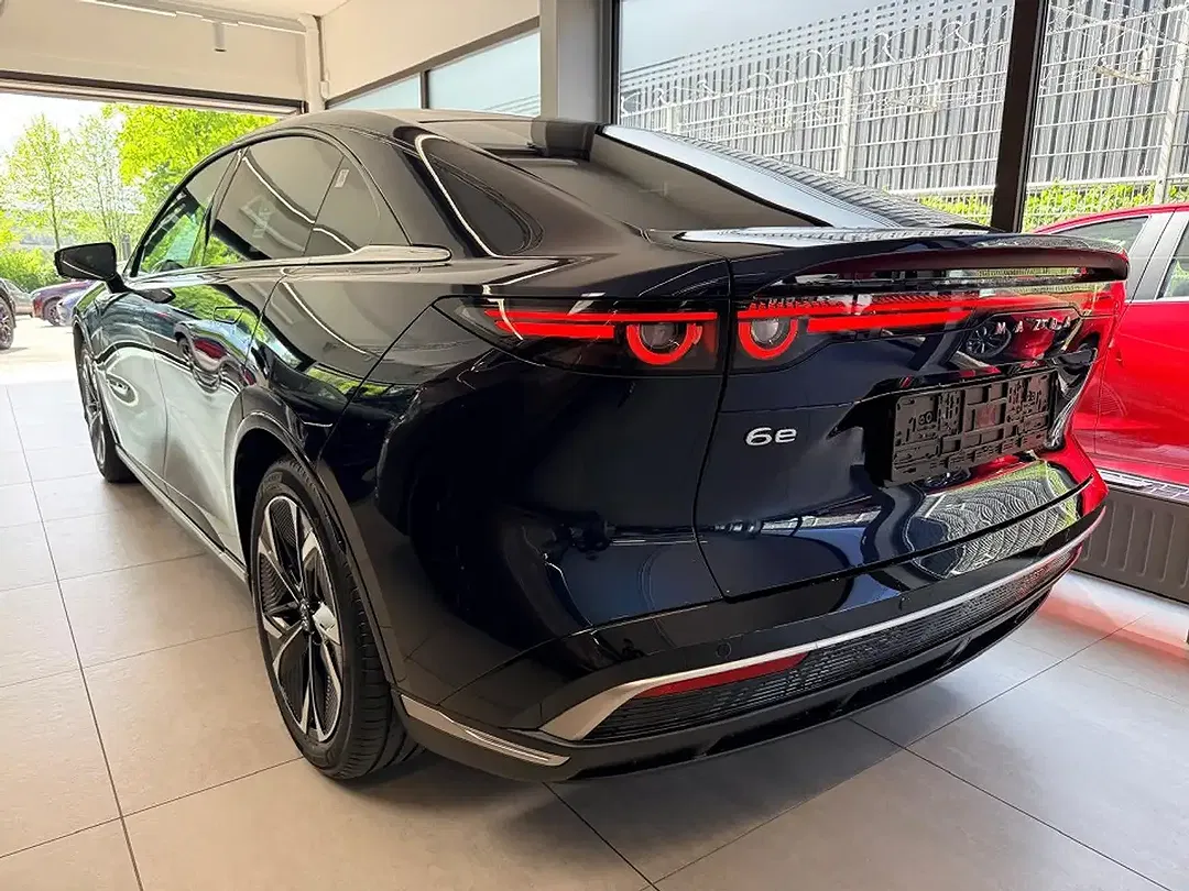 Mazda 6e - Thumbnail 7